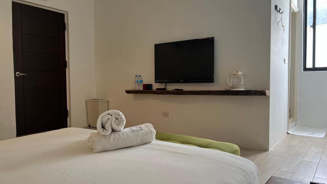 Bed and Breakfast 永勝客棧 Manzhou Exteriér fotografie